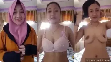 Jilbab Pink Kirim Pap Bugil, Memeknya Mulus Bikin Ngiler