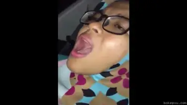 Ngocok Hijaber Sampe Kejang Di Mobil